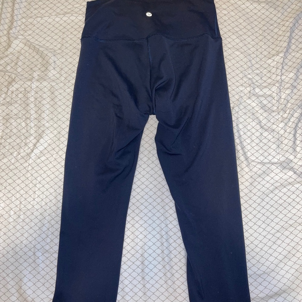 LULULEMON wunder train true navy size 8 25”